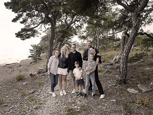 Kronprinsessfamiljen tillsammans med Kronprinsen, Kronprinsessan och Prinsessan Ingrid Alexandra av Norge. 