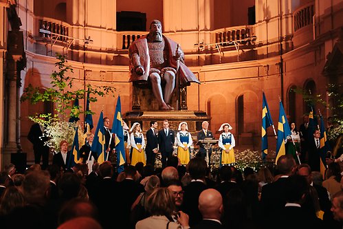 Kungafamiljen samlad vid nationaldagsmottagningen i Nordiska museet.