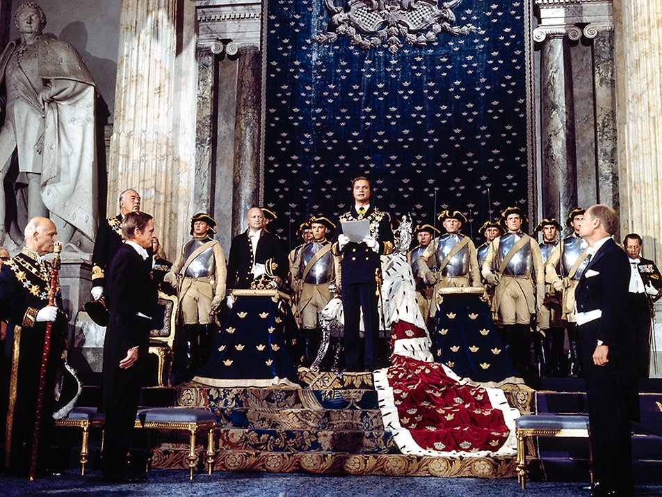 The King during his accession to the throne on 19 September 1973. 